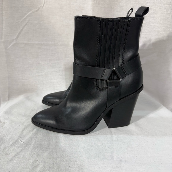 Dolce Vita Shoes - Dolce Vita Nilano Black Faux Leather Ankle Boots Size 9